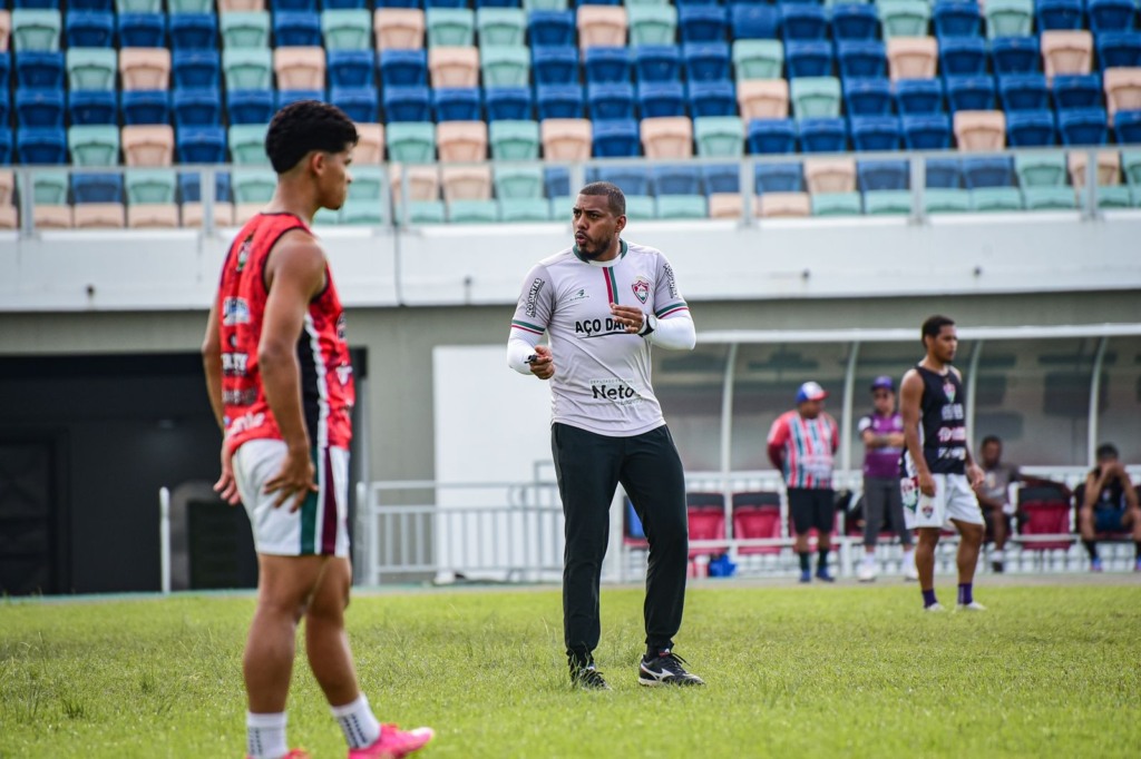 Técnico Thalysson Santos e elenco do Roraima chegam a 15 dias de pré-temporada (Foto: Hélio Garcias/BV Esportes) Técnico Thalysson Santos e elenco do Roraima chegam a 15 dias de pré-temporada (Foto: Hélio Garcias/BV Esportes)
