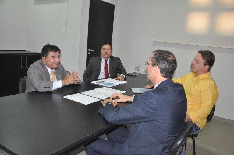 O secretário está em Roraima para levantar demandas do estado no setor (Foto: Divulgação/Uerr)