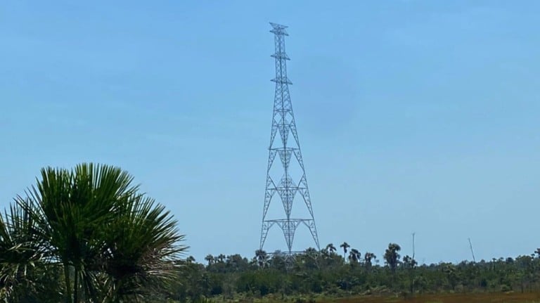 torre de transmissão, linhão de tucuruí, br-174, energia, linhão de guri