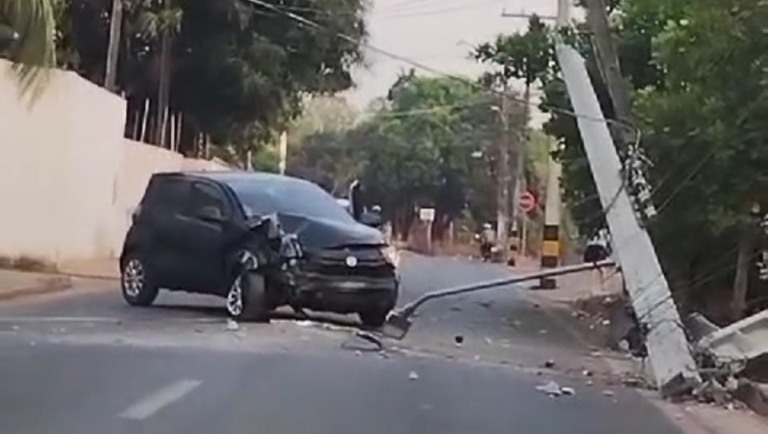 Não houve vítimas no acidente (Foto: Divulgação)
