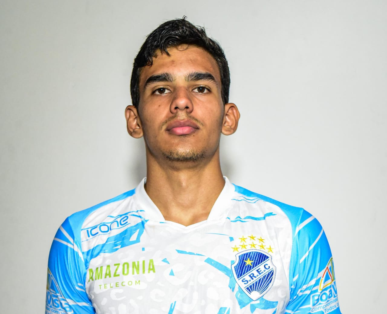 Jogador é presente de Páscoa ao fiel torcedor são-raimundense (Foto: Hélio Garcias/São Raimundo)