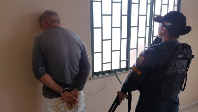 O suspeito foi levado sob custódia e o caso foi apresentado à delegacia para que sejam tomadas as medidas legais e cabíveis (Foto: Divulgação)