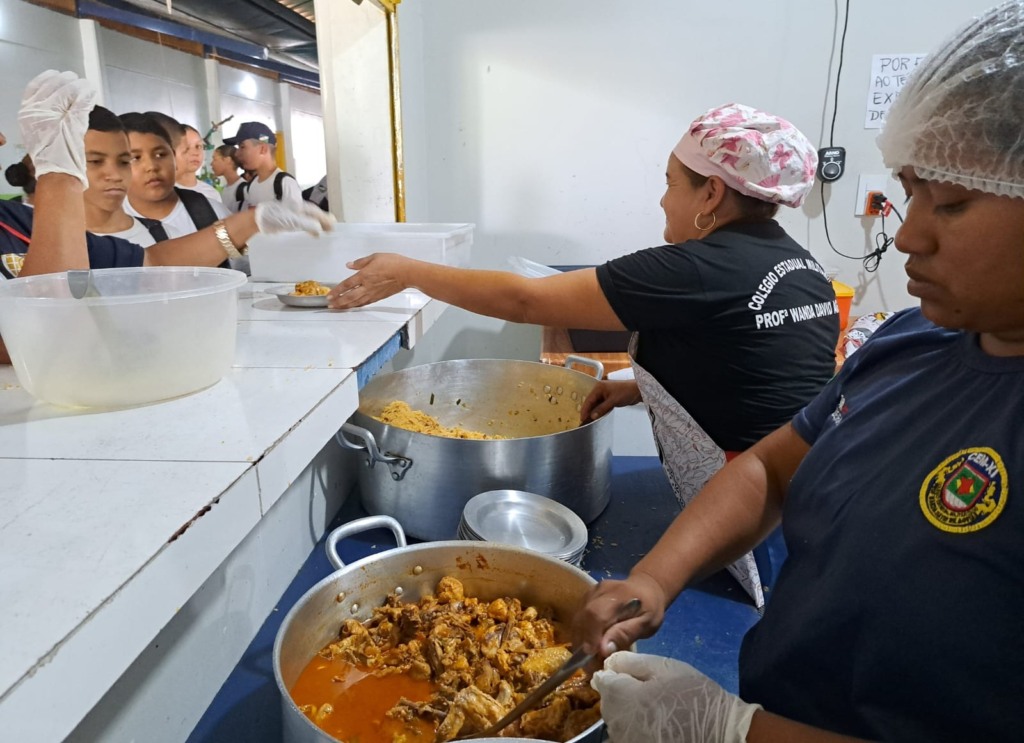 Os convocados para preenchimento das vagas devem entregar a documentação na próxima terça-feira, 12, na Seed (Foto: Ascom/Seed) Os convocados para preenchimento das vagas devem entregar a documentação na próxima terça-feira, 12, na Seed (Foto: Ascom/Seed)