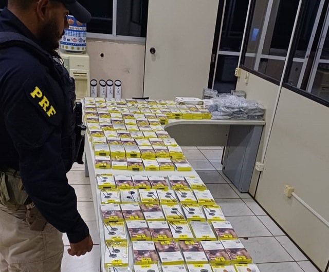 Mais de 850 produtos contrabandeados são apreendidos pela PRF