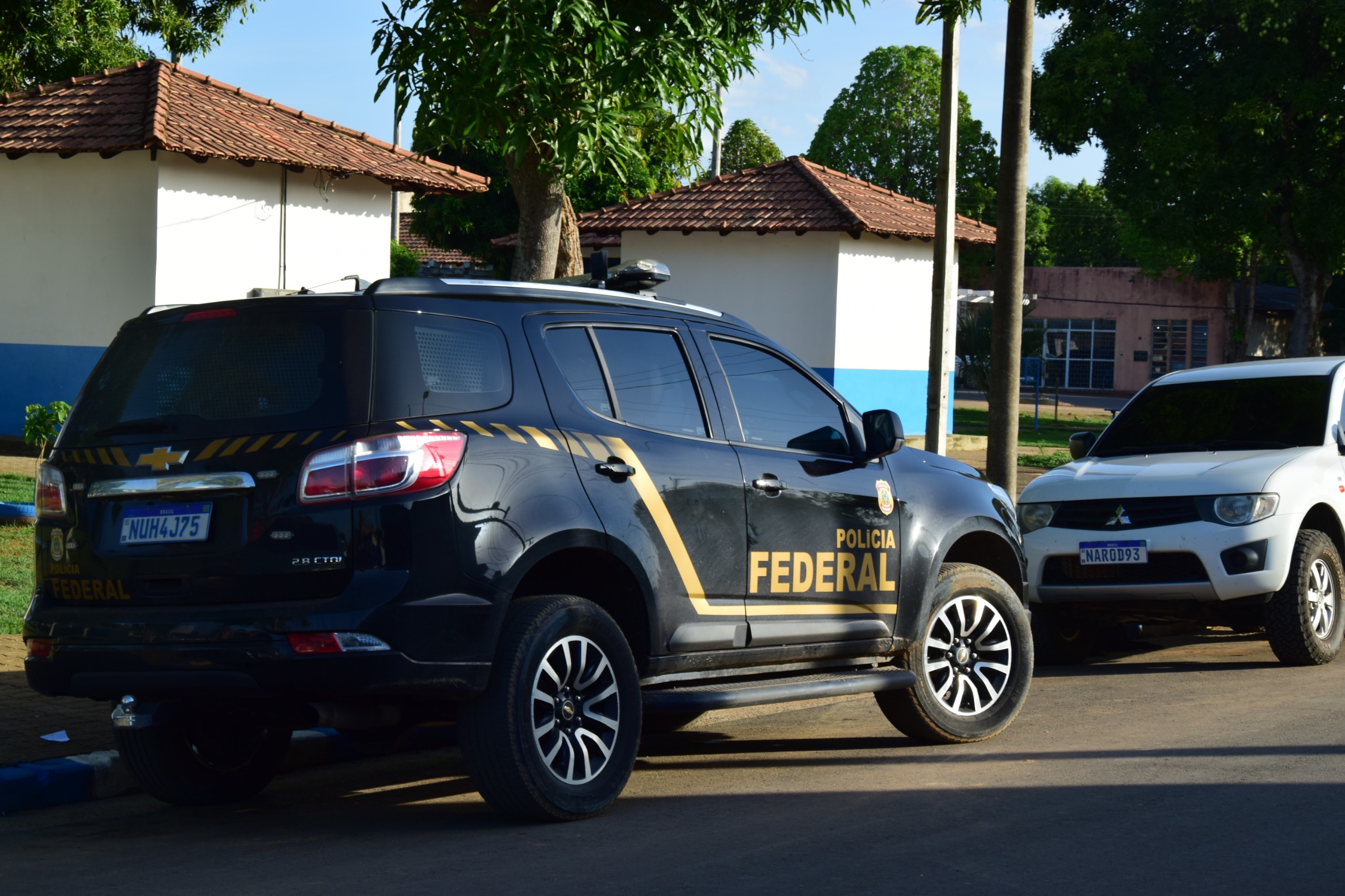 Viatura da Polícia Federal, pf