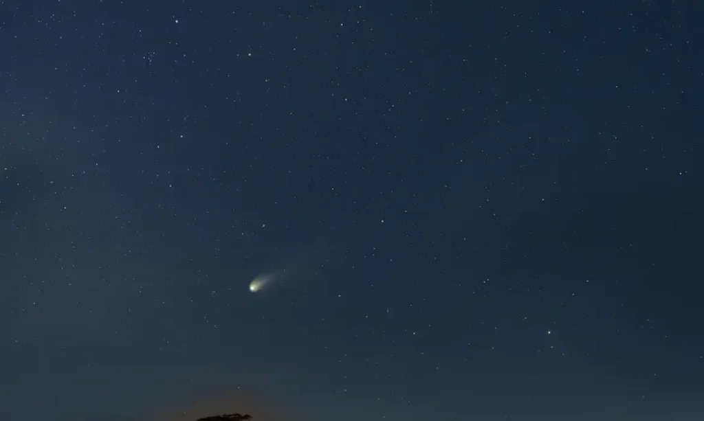 O cometa não é visível a olho nu e por isso é necessário utilizar aparelhos, como binóculos e telescópios. (Foto: reprodução/Caio Correia/Observatório Nacional)