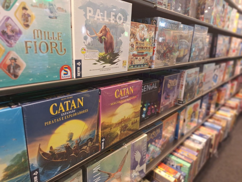 Jogos de tabuleiro pode ser uma forma divertida de reunir amigos (Foto: Raisa Carvalho) Jogos de tabuleiro pode ser uma forma divertida de reunir amigos (Foto: Raisa Carvalho)