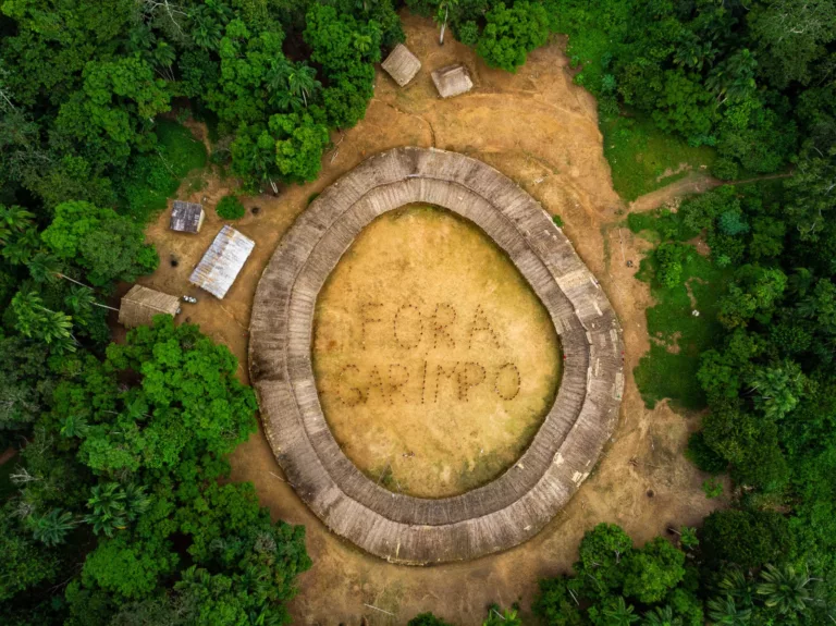 O documento ainda reforça solicitações antigas das organizações para garantir o direito à vida, à saúde e à proteção do território indígena.(Foto: Victor Moriyama/ISA)