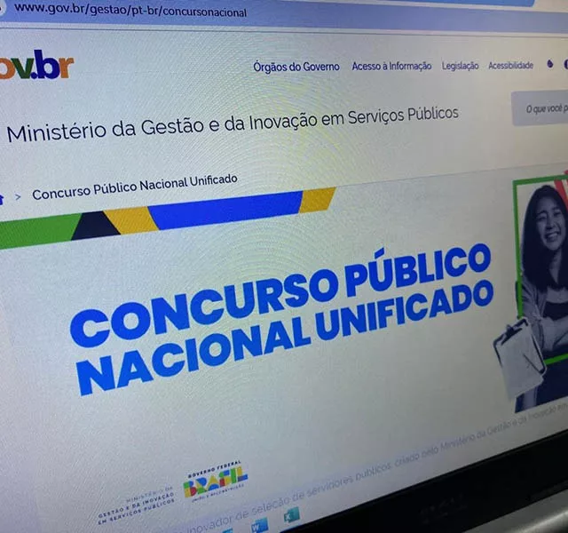 O certame foi realizado em 228 cidades, reunindo um total de 970.037 candidatos que disputam 6.640 vagas distribuídas entre 21 órgãos da Administração Pública Federal. (Foto: divulgação)