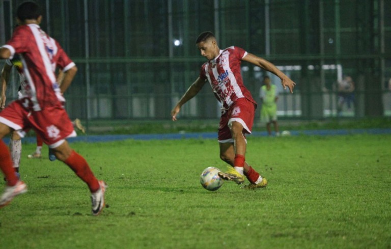 Carioca, atacante marca primeiro gol com a camisa do Timbú de Roraima. Crédito: Jander Sports