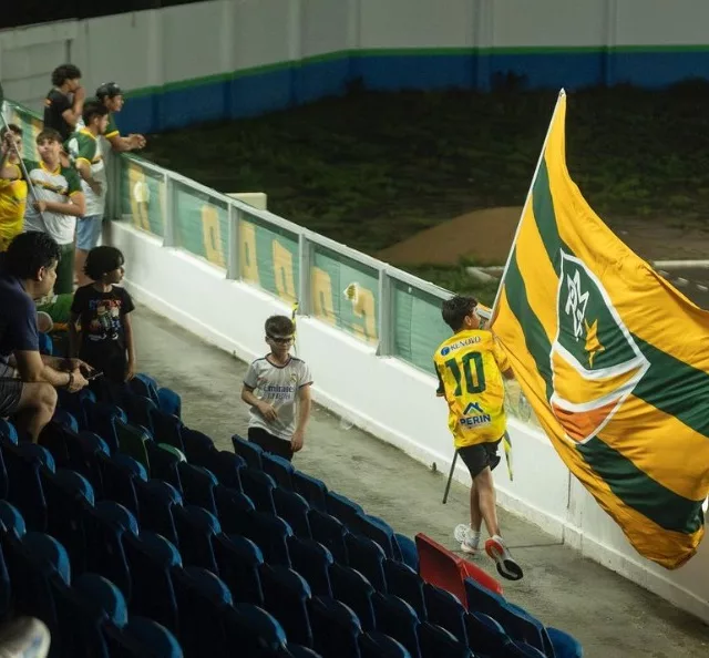 Torcida do Monte Roraima durante um dos jogos do time (Fotos: Reprodução/Redes Sociais)