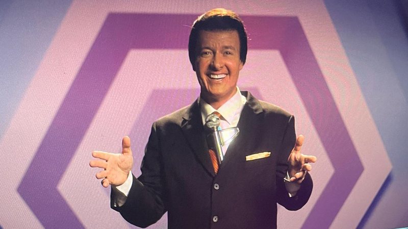 Silvio Santos será interpretado pelo também apresentador Rodrigo Faro (Foto: Divulgação) Silvio Santos será interpretado pelo também apresentador Rodrigo Faro (Foto: Divulgação)