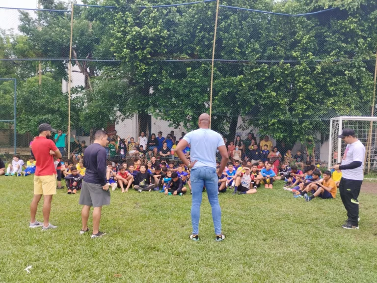 Cerca de 600 crianças e adolescentes participaram da avaliação (Foto: Arquivo Pessoal)