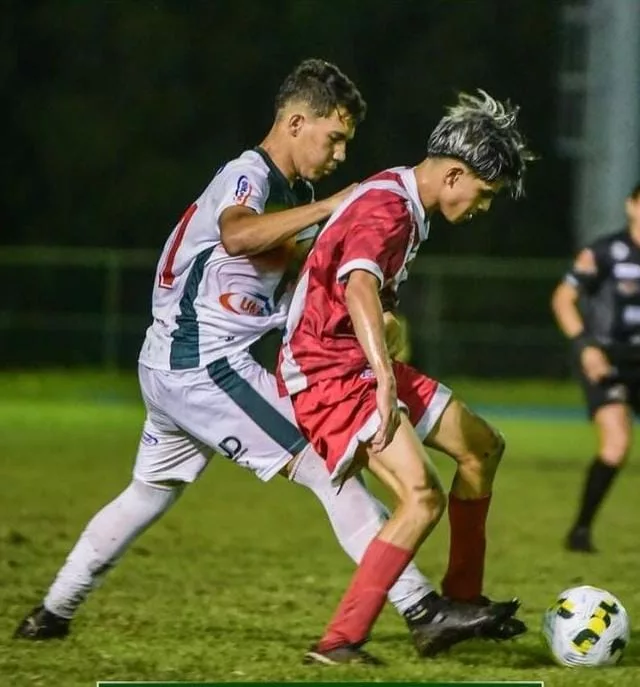 Tudo igual na Vila, quadricolores e alvirrubros fazem jogo quente no Roraiminha. Crédito: Hélio Garcias/Federação Roraimense de Futebol