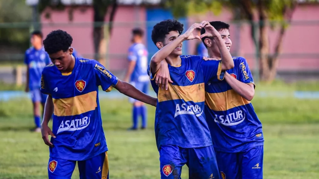 Equipe do Leão Dourado vence a terceira consecutiva no Roraiminha (Foto: Hélio Garcias/BV Esportes)