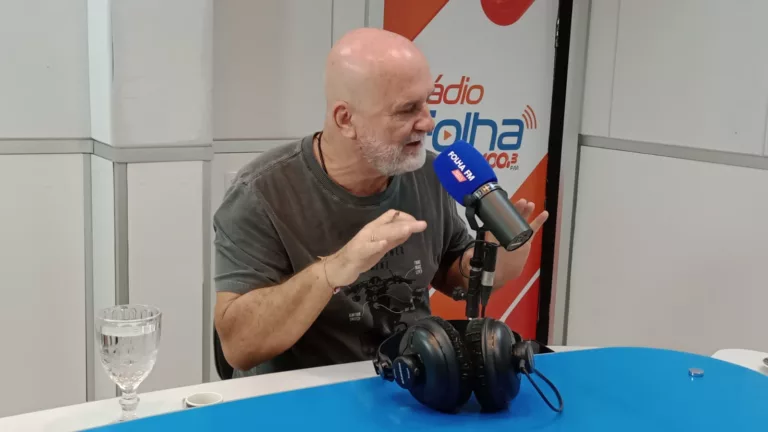 O professor Jaci Guilherme Vieira foi o primeiro entrevistado de domingo, 2 (Foto: Redação/FolhaBV)