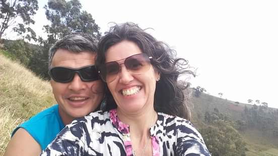 Hoje, Marly e Luiz estão juntos há nove anos e pretendem comemorar a vida juntos por muuitos anos. (Foto: Arquivo pessoal) Hoje, Marly e Luiz estão juntos há nove anos e pretendem comemorar a vida juntos por muuitos anos. (Foto: Arquivo pessoal)
