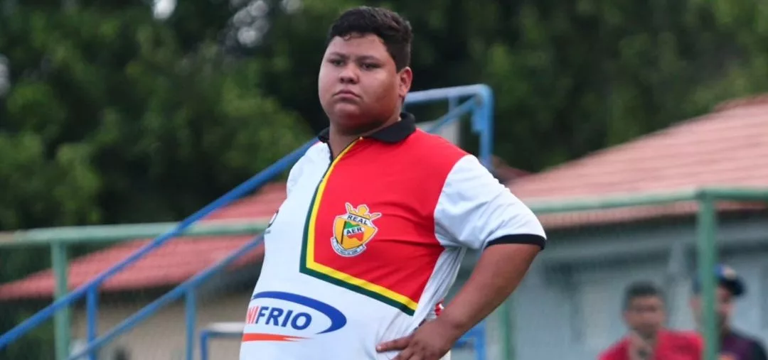 Técnico Gilberto Júnior à frente do Real, tem apenas dois revéses em jogos oficiais em uma temporada. Crédito: Reynesson Damasceno/Real