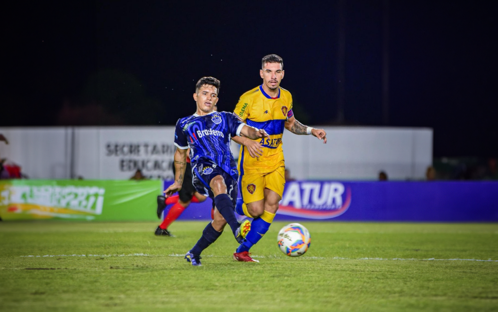 Noite para conhecer o campeão do segundo turno do Roraimão 2024. Crédito: Hélio Garcias/São Raimundo Noite para conhecer o campeão do segundo turno do Roraimão 2024. Crédito: Hélio Garcias/São Raimundo