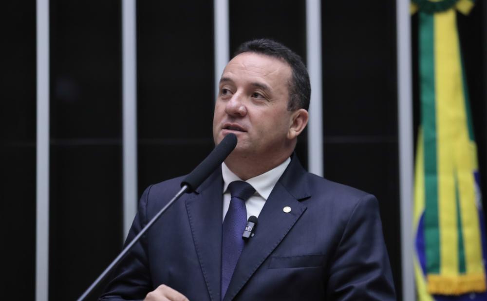 O deputado federal Pastor Diniz