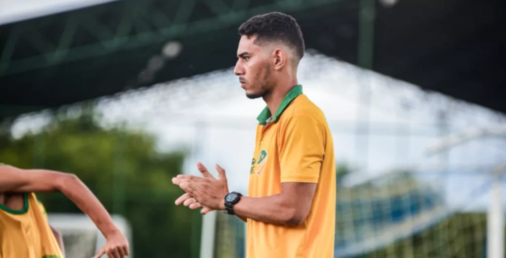 Diego Henrique larga o futebol para integrar comissão técnica das categorias de base do Auriverde Macuxi. Crédito: Vinícius Borralho/Monte Roraima