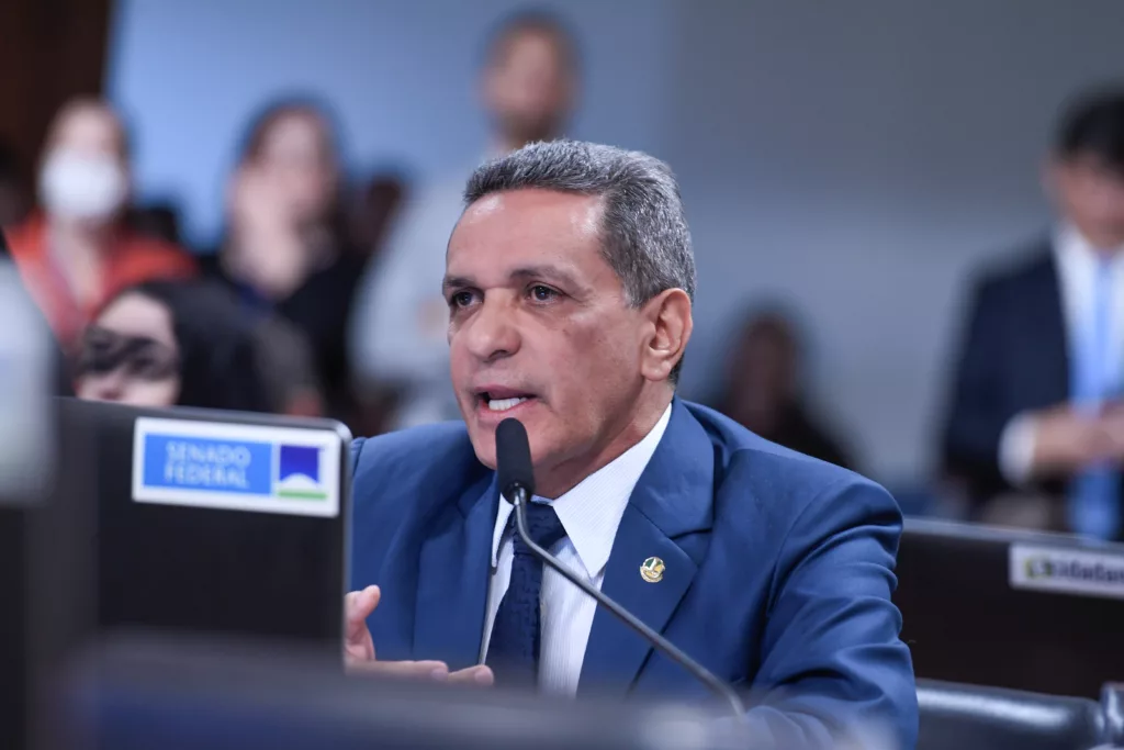 O senador Mecias de Jesus em comissão do Senado (Foto: Edilson Rodrigues/Agência Senado)