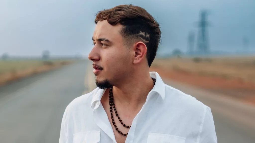 Brayan Chrystyan lançou em abril deste ano o clipe da música 'Me Fala', feito com recursos próprios (Foto: Arquivo Pessoal)