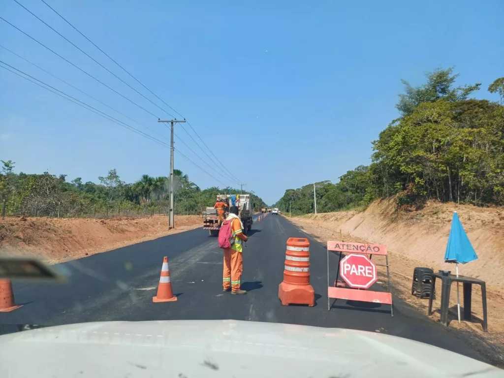 Obras de manutenção da BR-319 prosseguem apesar de liminar