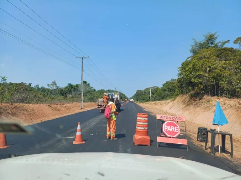 Obras de manutenção da BR-319 prosseguem apesar de liminar