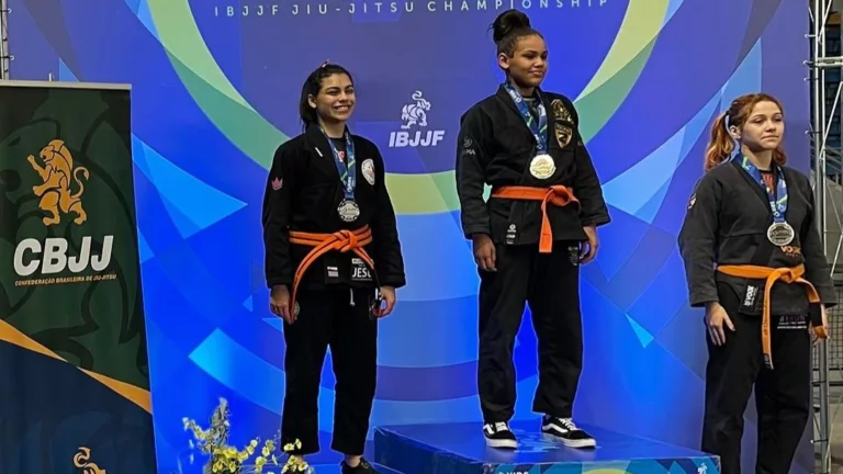 Mônica Rocha segue colecionando medalhas para o jiu-jitsu roraimense (Foto: Divulgação)