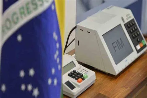 No Brasil, o sistema proporcional de votação envolve cálculos que garantem a representatividade dos partidos e coligações nas câmaras municipais. (Foto: divulgação)