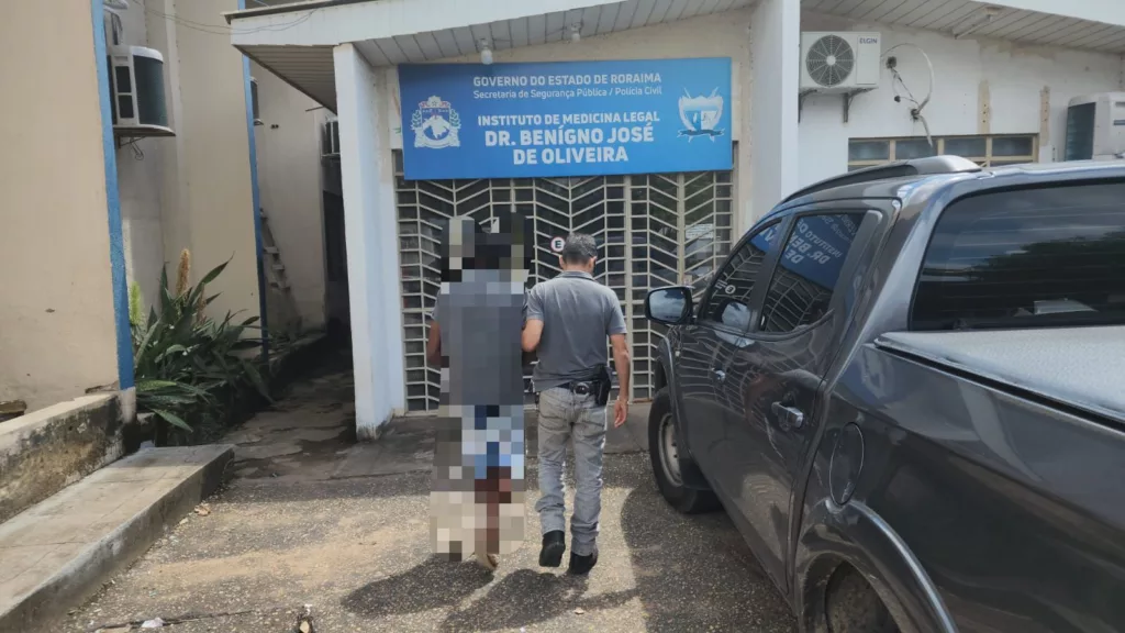 O homem foi levado para a sede da Polinter, onde teve sua prisão formalizada. (Foto: reprodução/PCRR)