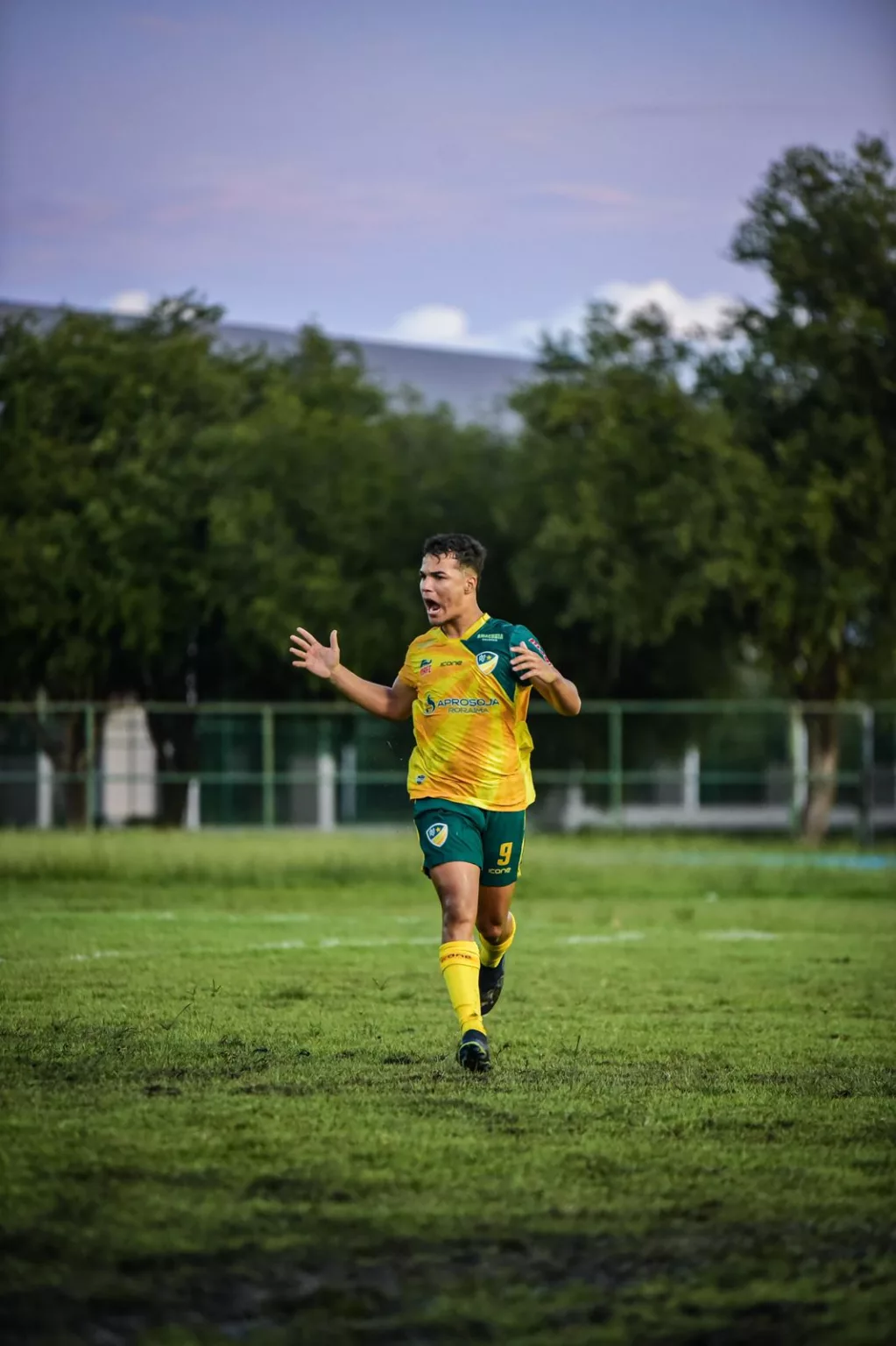 Jean Moraes lidera artilharia do Estadual Sub-17, com 6 gols, ao lado de Gabriel Barbosa do Timbú. Crédito: Hélio Garcias/FRF