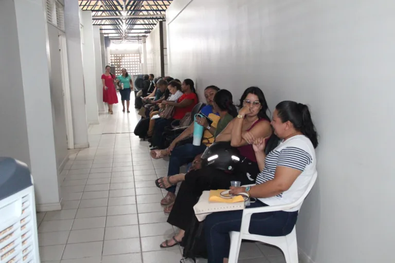 De acordo com a diretora do Departamento de Recursos Humanos da Seed, Nilza Chaves, a convocação busca atender às necessidades surgidas devido a pedidos de licenças e afastamentos de docentes do quadro efetivo. (Foto: Divulgação)