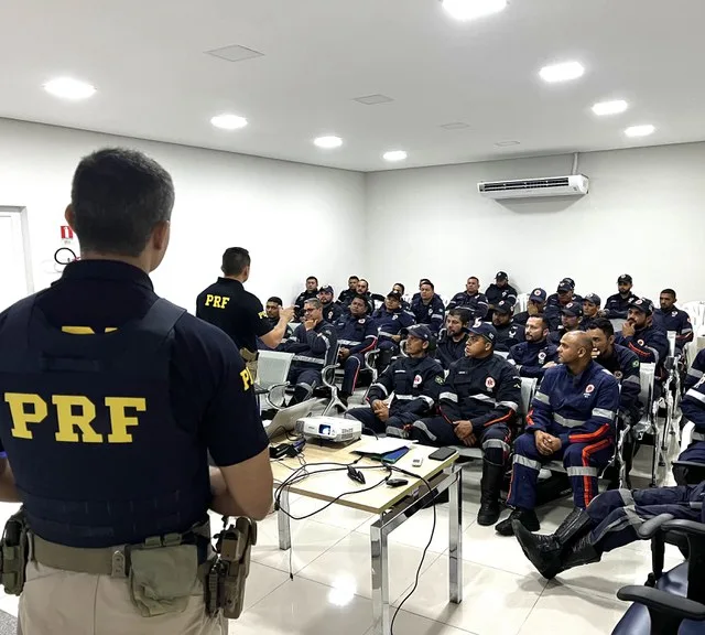 No evento, 60 condutores receberam o treinamento (Foto: Ascom/PRF)