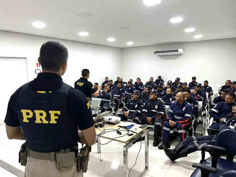 No evento, 60 condutores receberam o treinamento (Foto: Ascom/PRF)