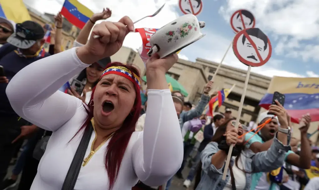 A situação da Venezuela pode ser comparada a pular da frigideira para cair na fogueira