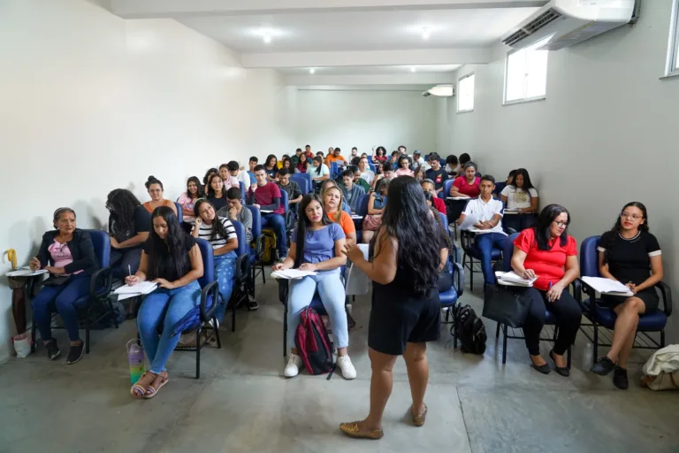 As aulas se iniciam em 19 de agosto e vão até o dia 30 do mesmo mês na unidade Escolegis em Rorainópolis. (Foto: Marley Lima/ALE-RR)