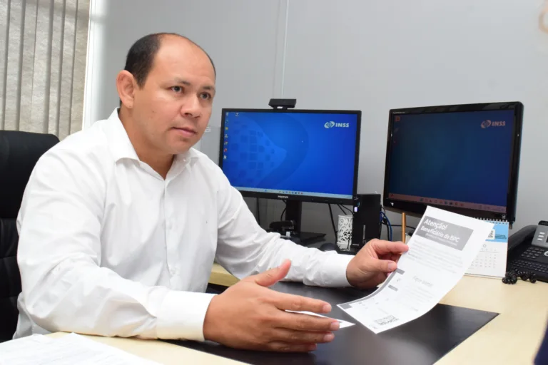 O superintendente regional do INSS em Roraima, Gelbson Braga (Foto: Nilzete Franco/FolhaBV)