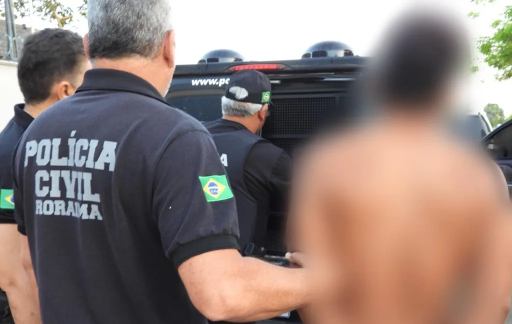 No ‘Dia D’ da operação, a polícia realizou diligências para cumprir dois mandados de prisão (Foto: Ascom/PCRR)