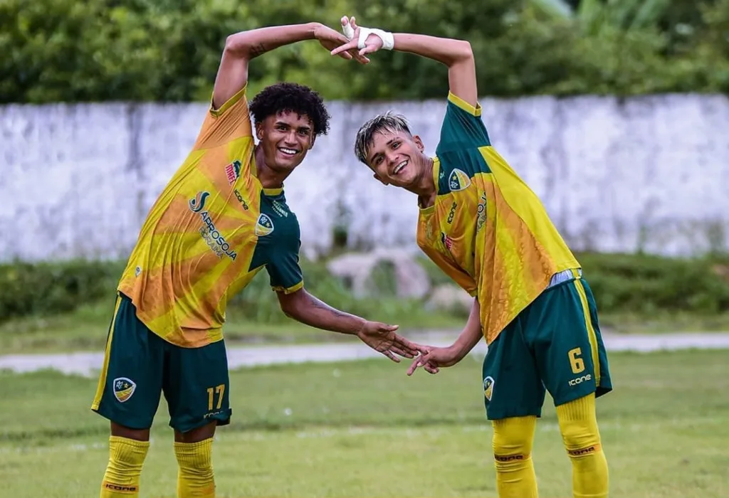 Auriverde Macuxi não toma conhecimento do River e passeia no Sabino Soares (Foto: divulgação/Monte Roraima)