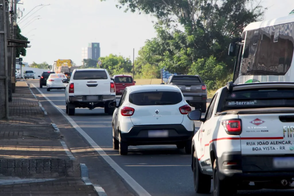 Trecho da Avenida Venezuela é movimentado (Foto: Wenderson Cabral/FolhaBV)