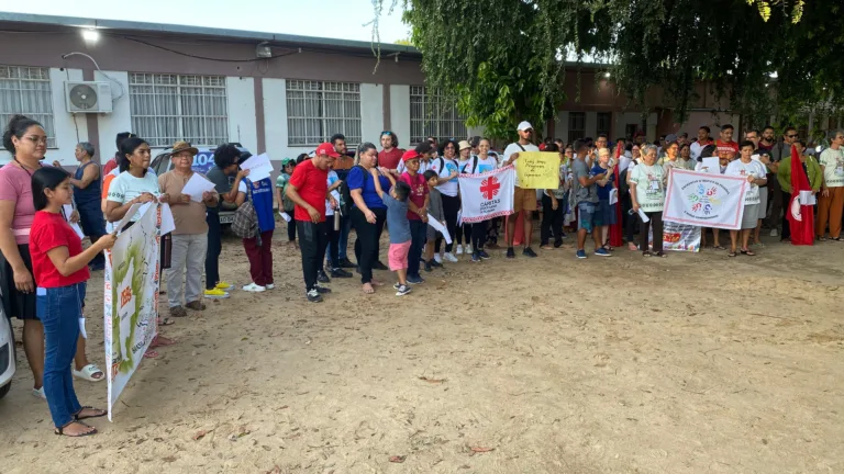 Centenas de pessoas participam do 30º Grito dos Excluídos em Boa Vista (Foto: Lucas Luckezie/FolhaBV)