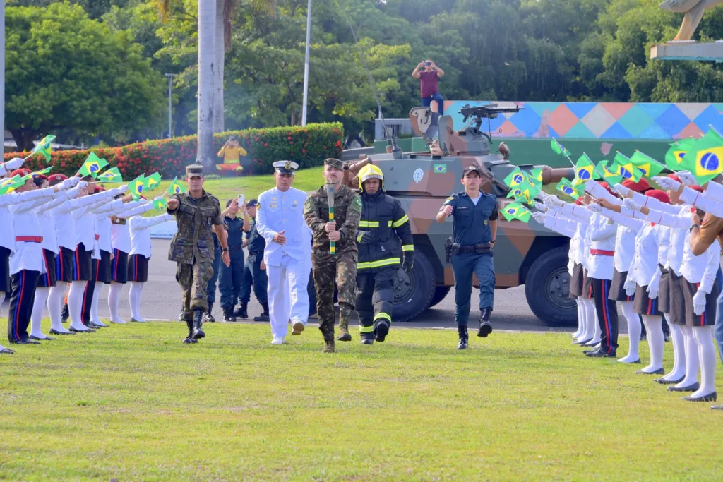 As atividades da Semana da Pátria iniciaram nesta segunda-feira (2), às 7h30. (Foto: Secom) 