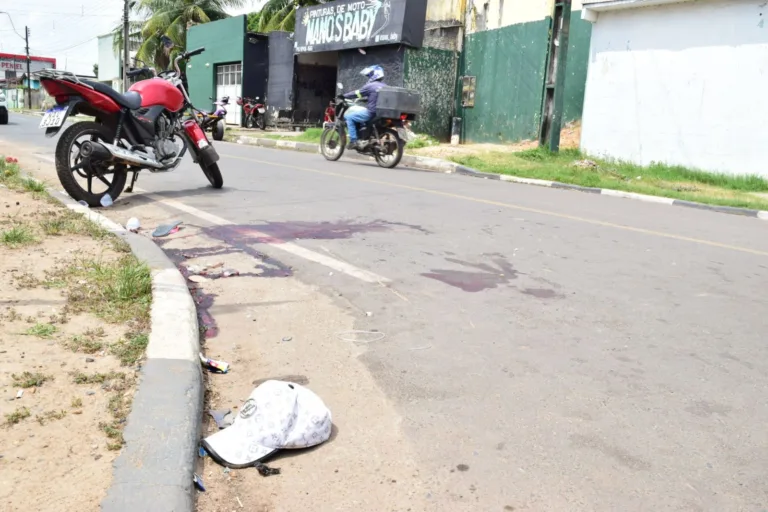 Caso ocorreu próximo a Avenida Laura Pinheiro Maia (Foto: Nilzete Franco/FolhaBV) 