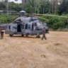 Segundo o Comando, as operações aéreas têm transportado pessoal, material e equipamentos pesados, além de placas fotovoltaicas para fornecer energia sustentável. (Foto: Comando Operacional Conjunto Catrimani II)