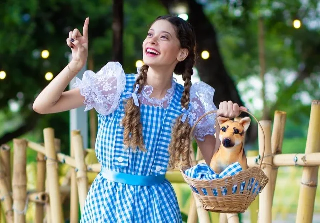 A história apresenta Dorothy Gale, uma menina do Kansas que é levada por um tornado para a fantástica terra de Oz (Foto: Fabiane Barros)