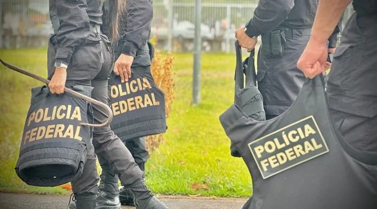 Polícia Federal faz operação para investigar a compra de votos em 2022 (Foto: Divulgação/PF)