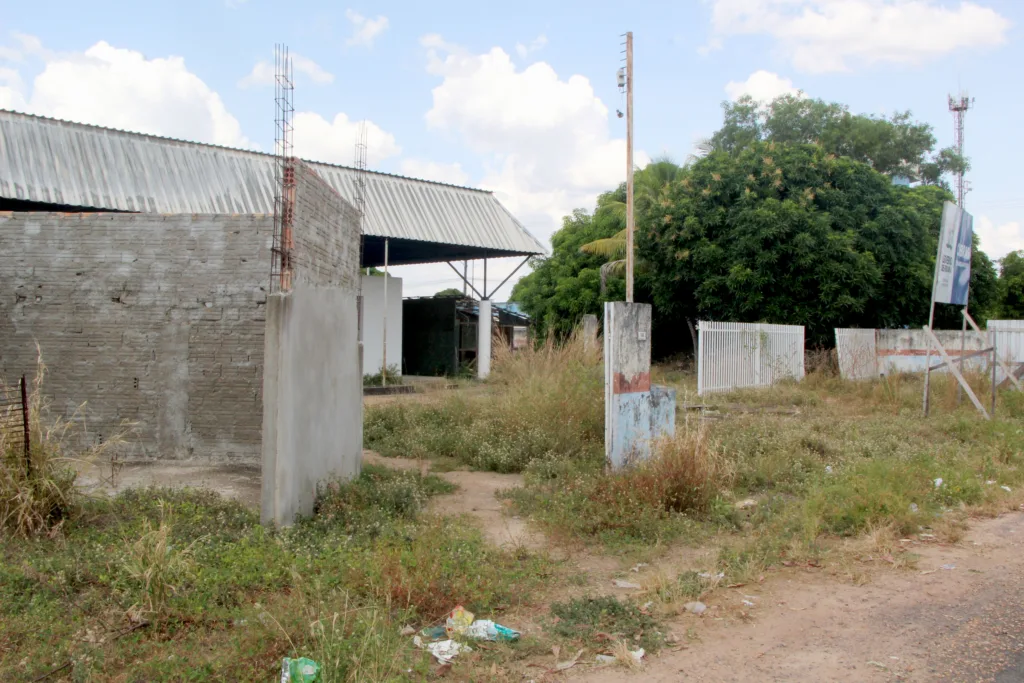 reforma e ampliação da antiga casa albergado