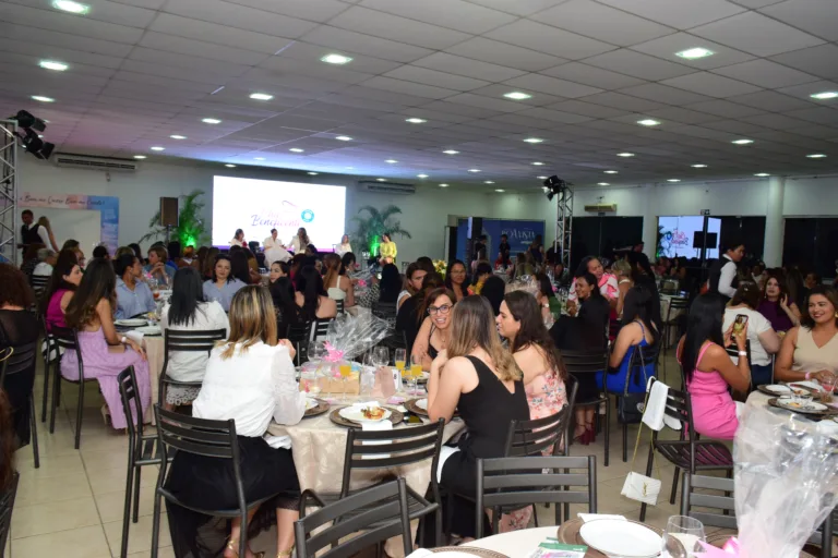 O evento, em comemoração aos 41 anos do jornal e 21 anos da rádio, teve sua arrecadação destinada à Liga Roraimense de Combate ao Câncer (LRCC) e ao Hospital do Amor. (Foto: Nilzete Franco)